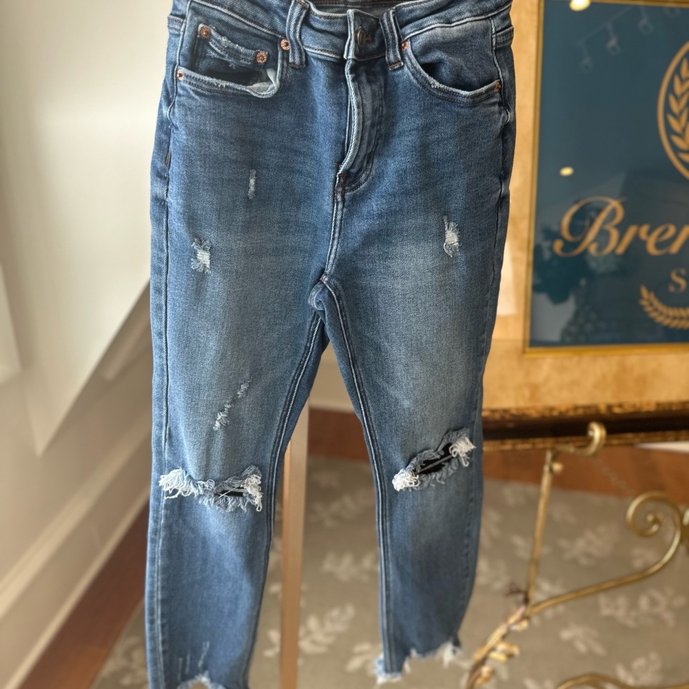 Distressed high rise straight leg by L&M black label size 1
